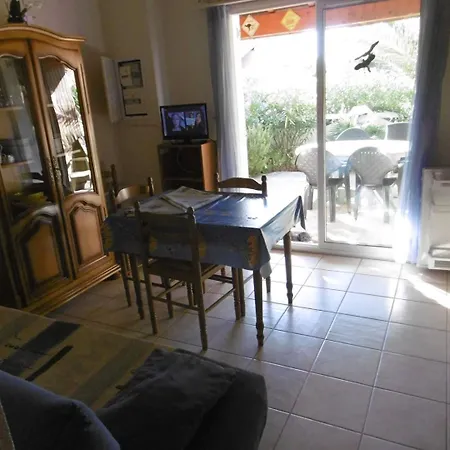 Apartment Holidayland 429 T2 Mezzanine 6 Couchages Climatise *